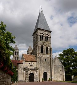 Morienval - abbaye - façade-2.jpg