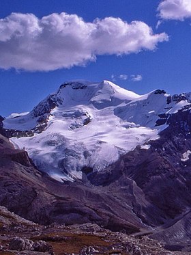 Вид на Атабаску и северный ледник от перевала Уилкокса