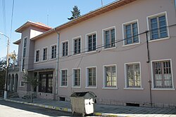 Сградата на кметството в Карлуково