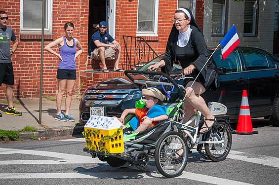 Photo taken during the Kinetic Sculpture Race in Baltimore, Maryland, USA organized by the American Visionary Art Museum