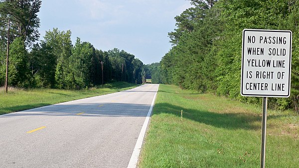 The old alignment of US 431 between Pittsview and the Barbour County line