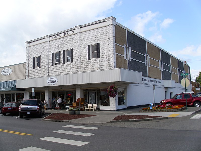 File:Once a Car Showroom (6209188281).jpg