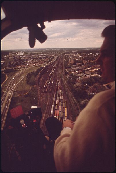 File:PENN CENTRAL RAILROAD YARDS SEEN FROM POLICE HELICOPTER - NARA - 546696.jpg