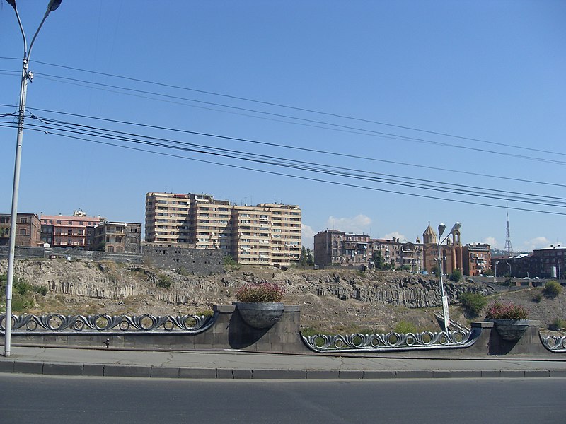 File:Panoramic view, Yerevan 08.jpg