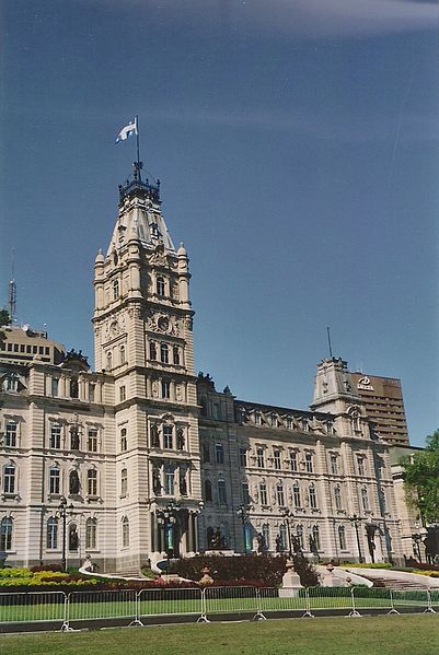 File:Parliament Building Quebec August 2005 02.jpg