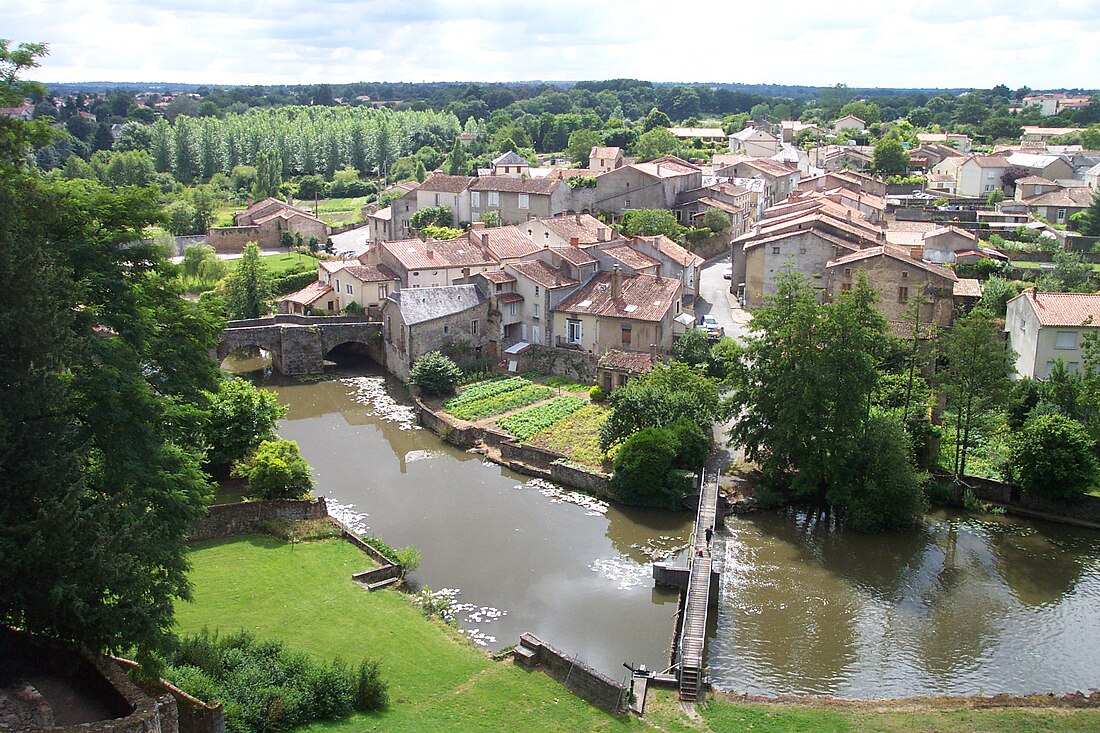 File:Parthenay Saint-Paul from the battlements.jpg