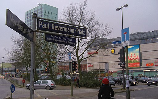 Paul-Nevermann-Platz