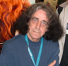 Peter Mayhew at WonderCon 2007.jpg