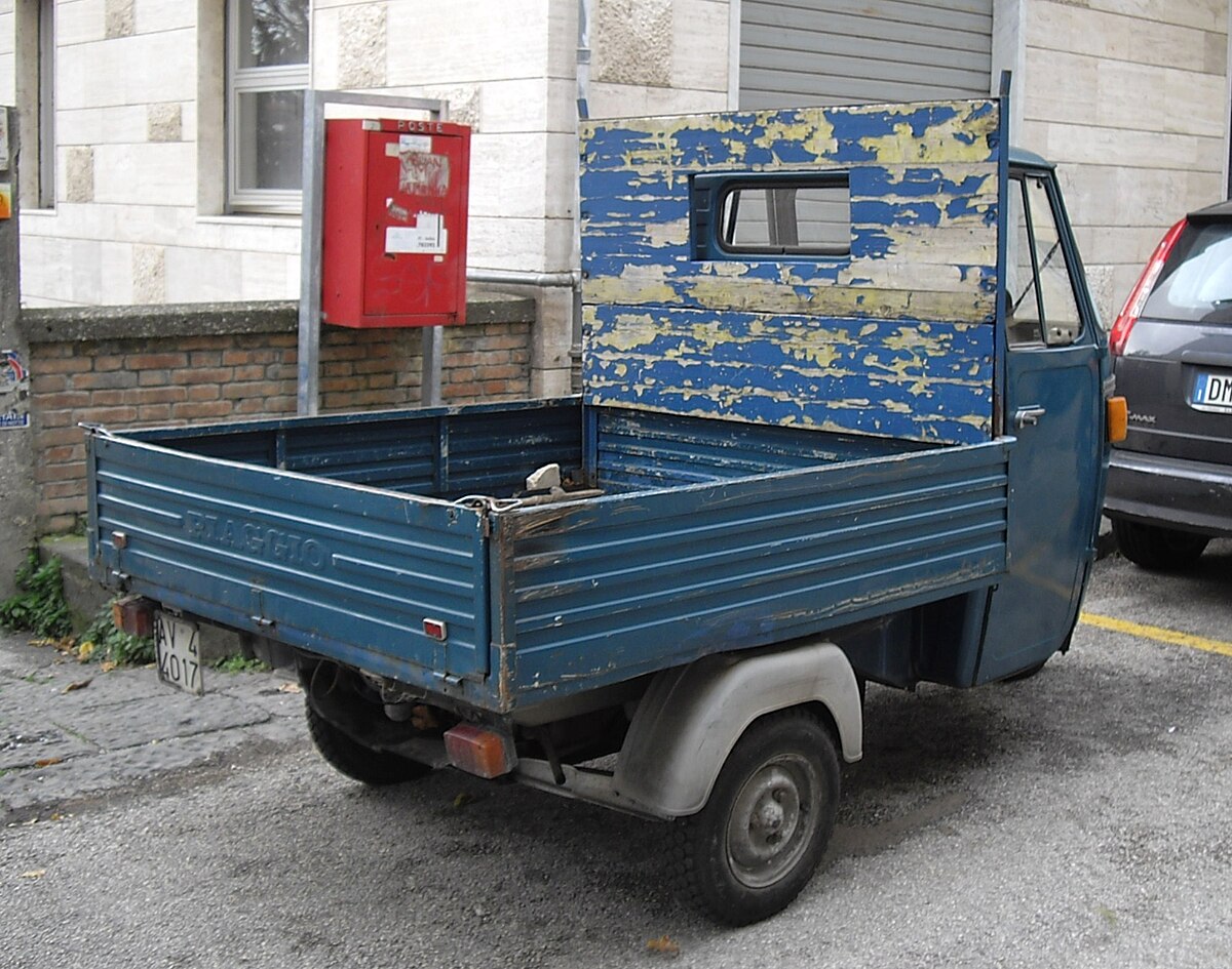 File:Piaggio Ape 50.jpg - Wikimedia Commons