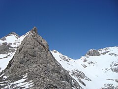 Pico Tesorero (2570 m), en el macizo de los Urrieles, un trifinio Asturias-Cantabria-León