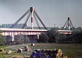 Kanaalbrug over de Tiber 1.jpg