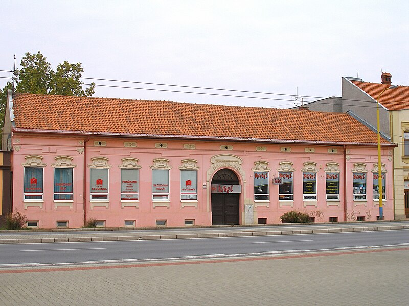 File:Presov11Slovakia230.jpg