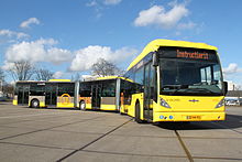 Utrecht runs bi-articulated buses Qbuzz 4203 Utrecht Europalaan 2014.JPG