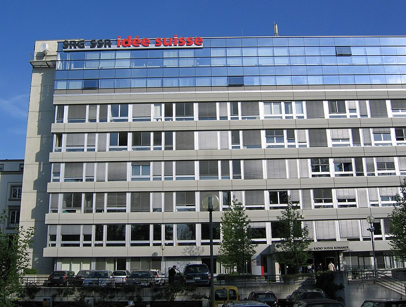 File:RSR-batiment-Lausanne.jpg