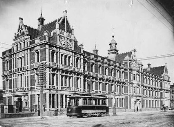 New Zealand Railways Department Head Office, Wellington, photographed circa 1905–1908 by J N Taylor.