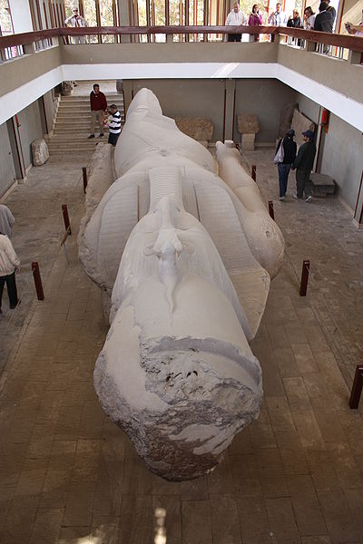 File:Ramses II colossal statue in Memphis 2010 7.jpg