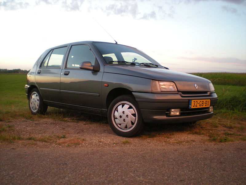 File:Renault Clio RT 1.8 front.JPG