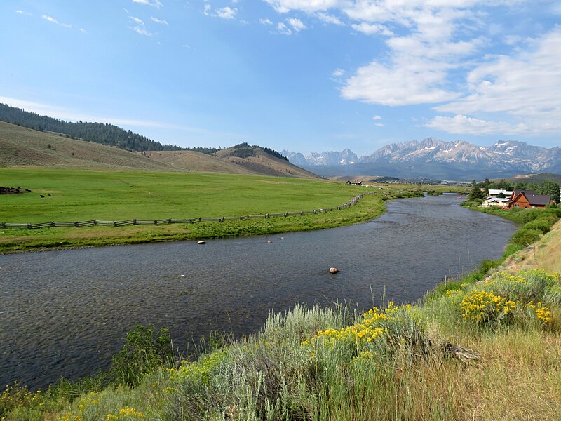 File:Salmon River near Lower Stanley, Idaho (15206299986).jpg