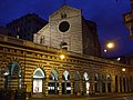 Italiano: La chiesa di Santo Stefano a Genova. Si nota il sottostante porticato di via XX Settembrme realizzato (fine XIX inizio XX secolo) con uno stile a fasce bianche e nere che ricorda quello della facciata della chiesa