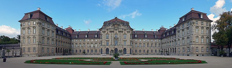File:Schloss Weißenstein, 2.jpg