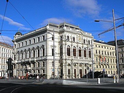 So kommt man zu dem Kasino Am Schwarzenbergplatz mit den Öffentlichen - Mehr zum Ort Hier