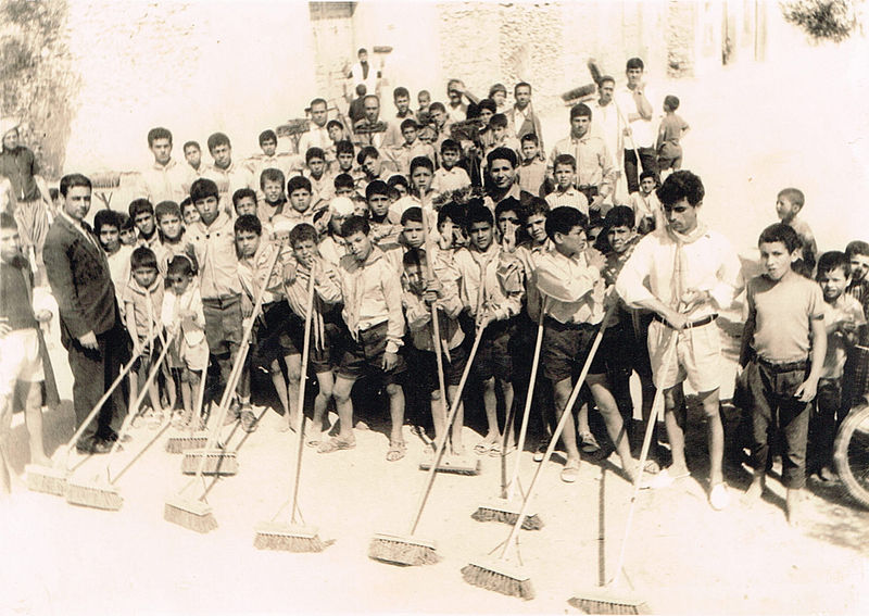 File:Scouts de Sayada 02, Tunisie 1964.jpg