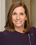 Senatorin Martha McSally offizieller Kopfschuss des Senats zum 116. Kongress (beschnitten).jpg