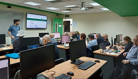 An editing course for senior citizens at Tiltan College, Haifa, which was discontinued in the middle following the COVID-19 pandemic