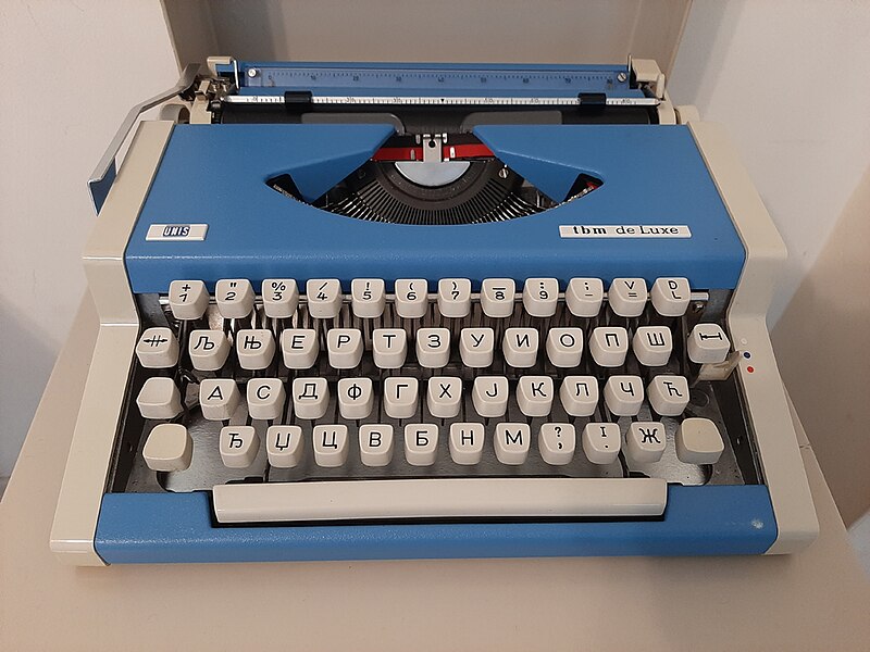 File:Serbian Cyrillic typewriter photo by Djuradj Vujcic.jpg