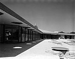 Vista lateral de la casa de John Gillins, diseñada por Frank Lloyd Wright.jpg