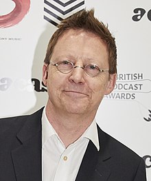 Simon Mayo (41543482744) (kesilgan) .jpg