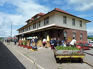 Smithers Railway Station 2011.jpg