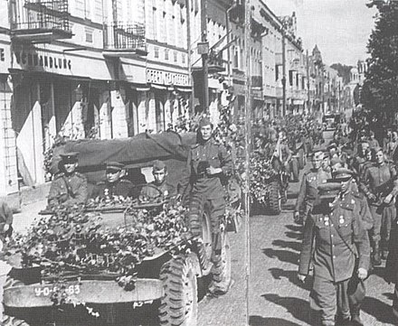 Soldiers of the Red Army in the Liberty Avenue during the World War II