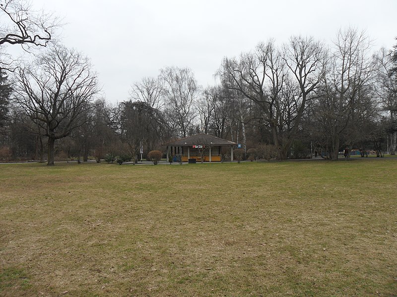 File:Stadtpark Nürnberg-Maxfeld Februar 2011 08.JPG