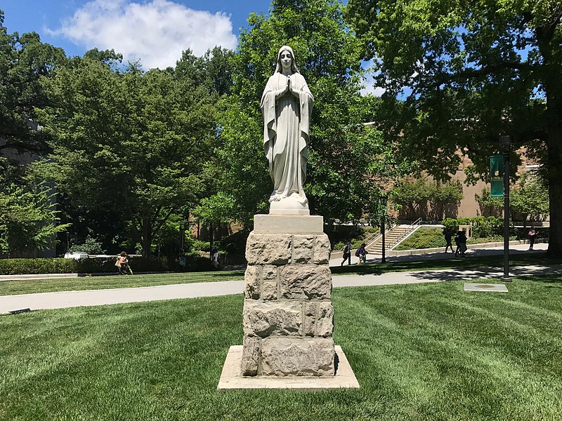 File:Statue, Loyola University Maryland, 4501 N. Charles Street, Baltimore, MD 21210 (35655633411).jpg