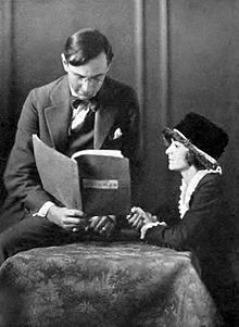 Walker reading the stage adaptation of Booth Tarkington's Seventeen with actress Lillian Ross, who played the role of Jane in the Broadway production (1918)