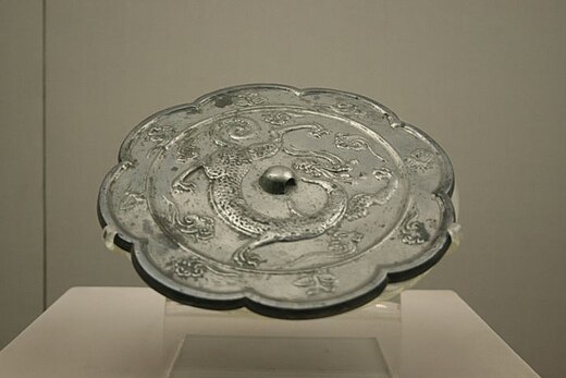 Bronzen spiegel met Chinese draak (uit de Tang-dynastie)