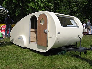 <span class="mw-page-title-main">Teardrop trailer</span> Type of caravan