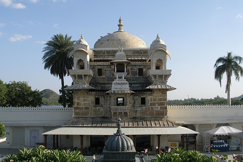 File:The Gul Mahal on Jag Mandir Palace, Pichola Lake, Udaipur.jpg