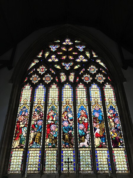 File:The east window of St Peter and St Paul.jpg