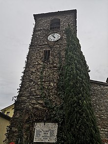 Torre trecentesca di Frontino in inverno