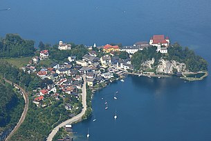 Blick vom Kleinen Sonnstein auf Traunkirchen