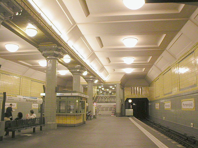 Hermannplatz on the U7