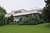 Vila Tugendhat (Brno, Republica Cehă), 1930, de Ludwig Mies van der Rohe și Lilly Reich