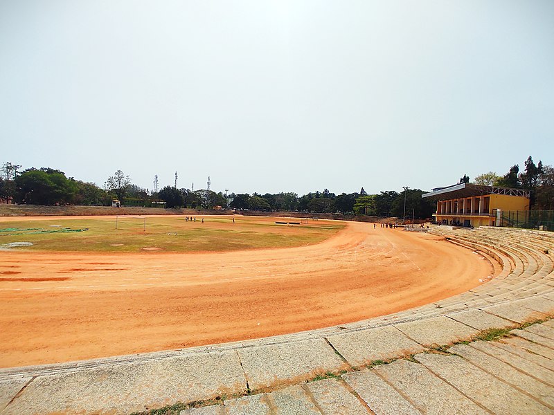 File:Vishveshwaraiah stadium.jpg