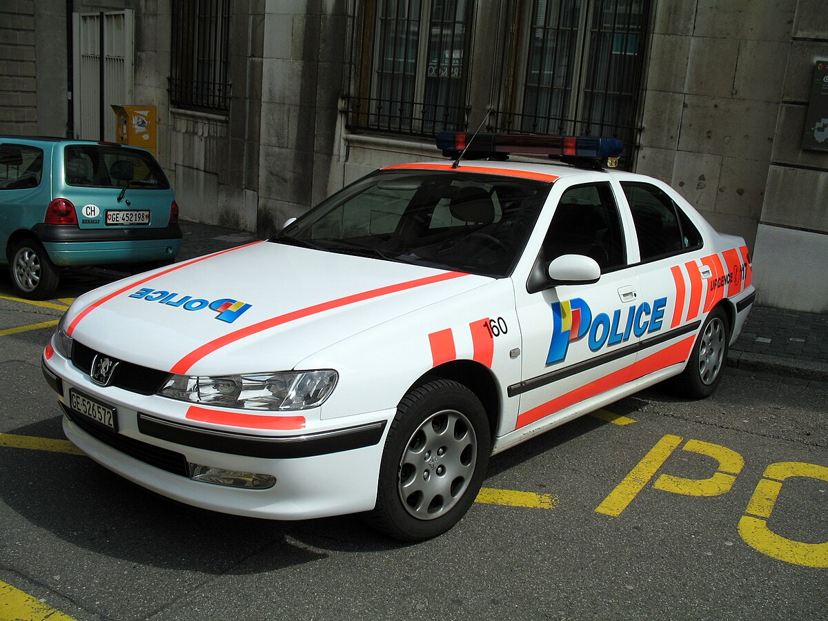 File:Liege 20080223 Voiture de police.jpg - Wikimedia Commons