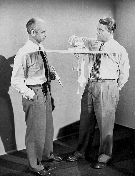 File:Von Braun and Stuhlinger discuss Disney special.jpg