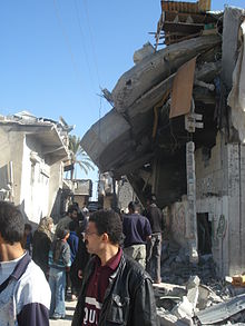 Destroyed buildings in Gaza City, January 2009 War in Gaza 009 - Flickr - Al Jazeera English.jpg