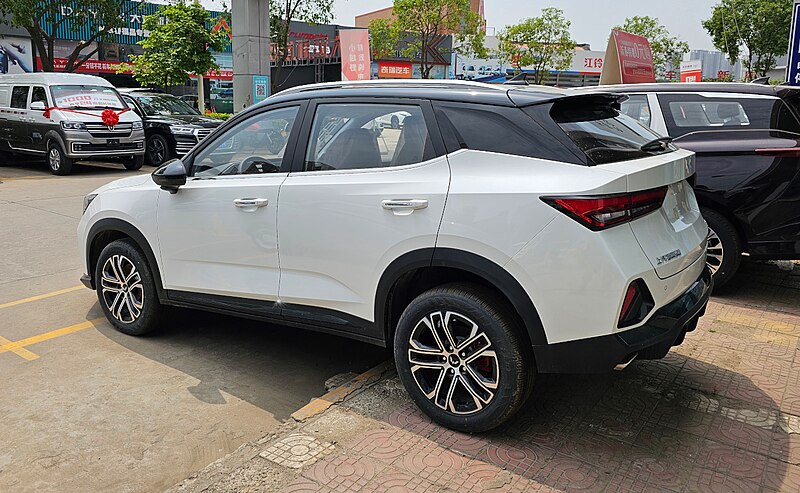 File:Wuling Xingchi 03 China 2023-04-17.jpg