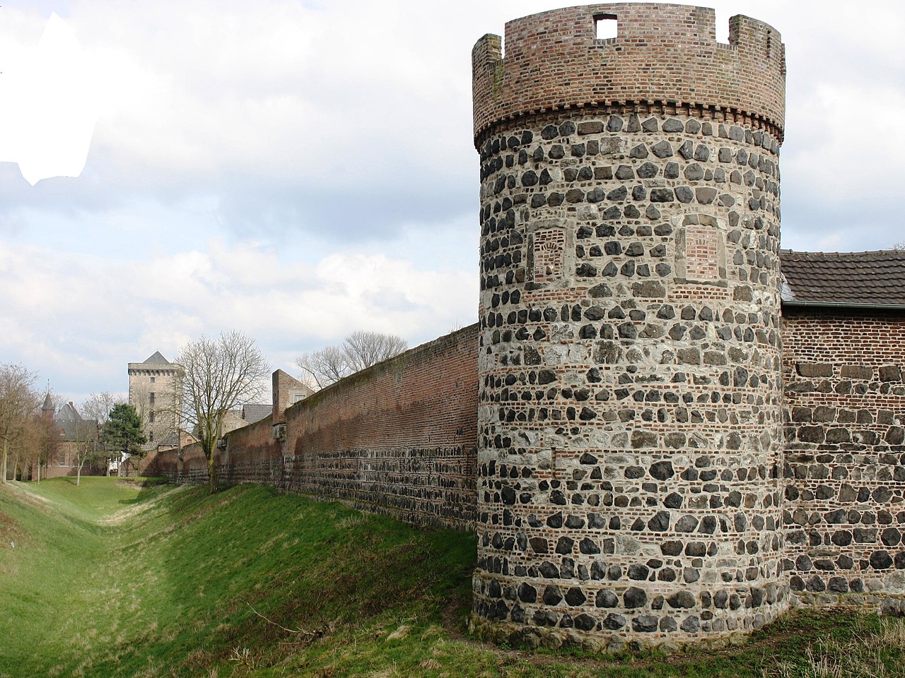 Kr?tschenturm im Südosten